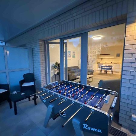 Luxurioeses Apartment,Neubau, 4 Personen, Parkplatz, Griechischer Stil Bochum Eksteriør bilde