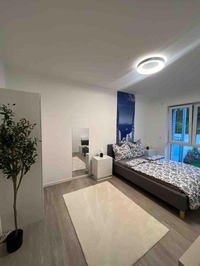 Luxurioeses Apartment,Neubau, 4 Personen, Parkplatz, Griechischer Stil Bochum Eksteriør bilde